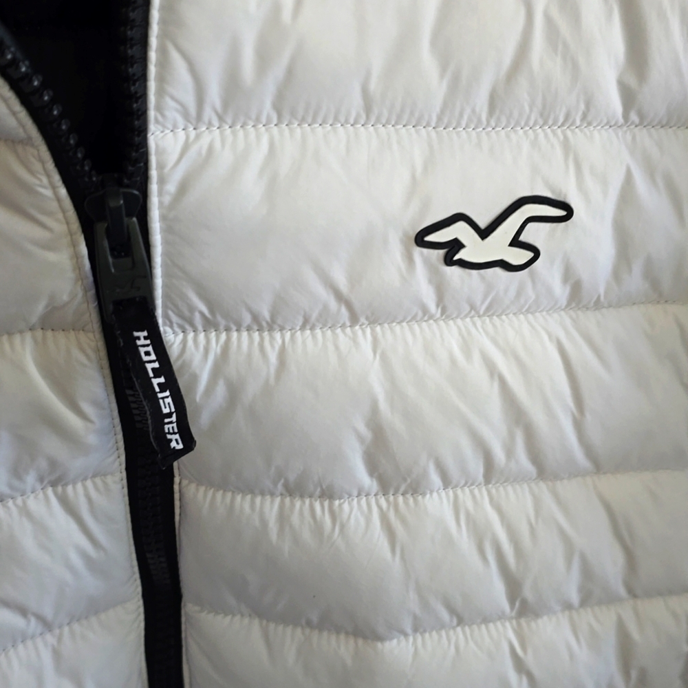 Hollister White Quilted Jacket - Size S - Picture 5 of 8